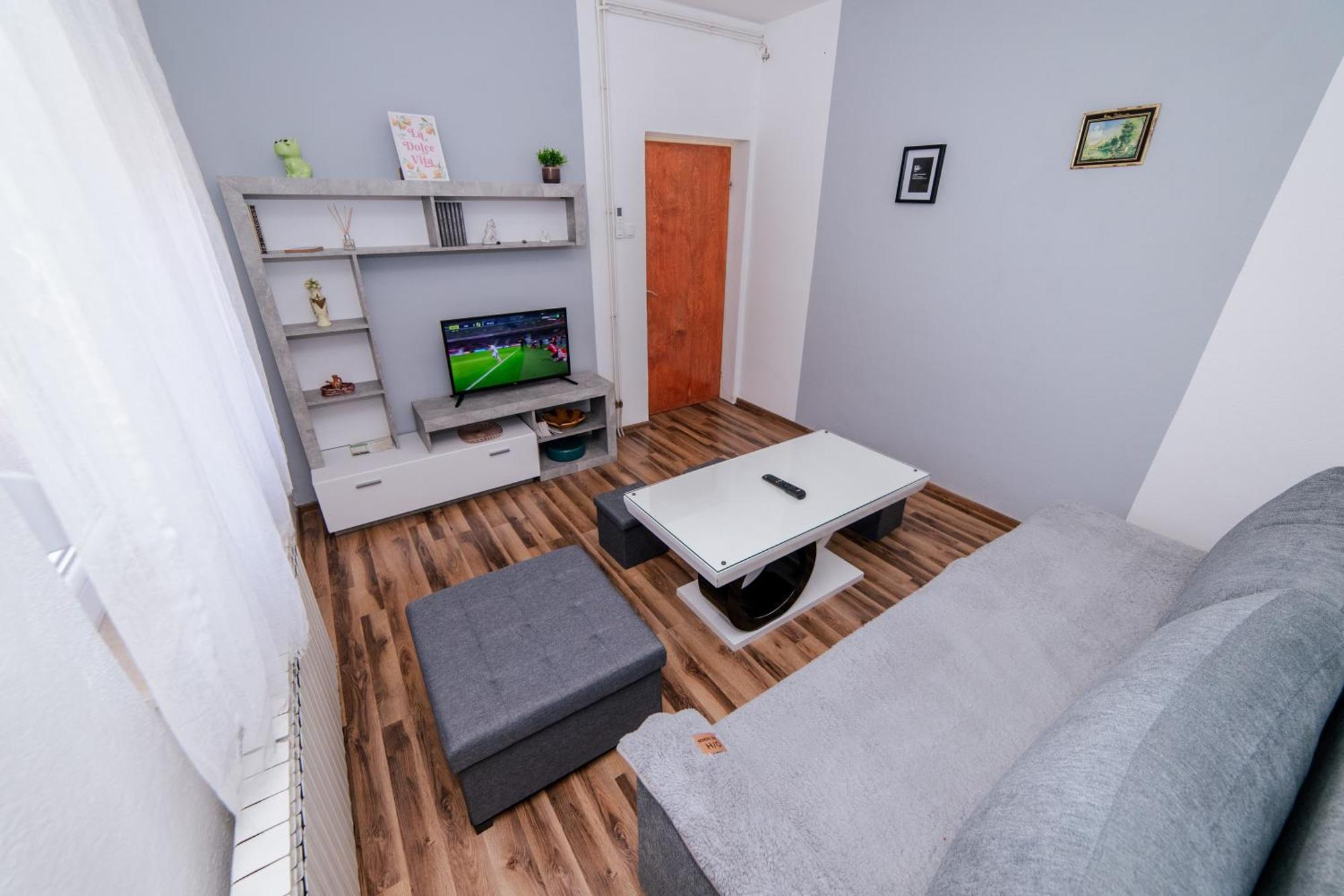 Relax Trebinje Apartment Bagian luar foto